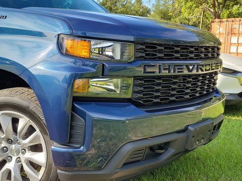 Used 2022 Chevrolet Silverado 1500 Custom w/ LPO, Dark Essentials Package RWD image 6