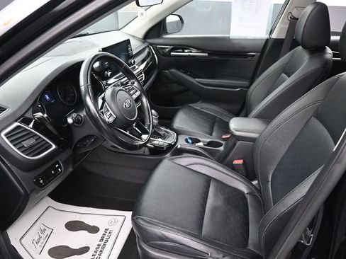 Used 2021 Kia Seltos EX AWD/4WD image 32