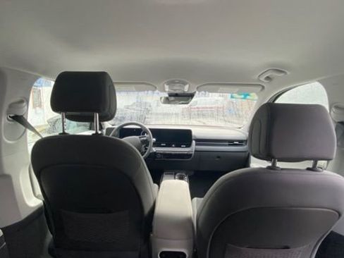 Used 2025 Hyundai Ioniq 5 SE image 28