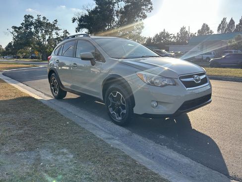 Used 2015 Subaru Crosstrek 2.0i Premium image 3