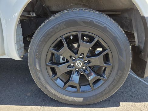 Used 2019 Nissan Frontier SV w/ Value Truck Package RWD image 9