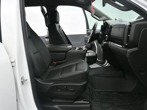 Used 2024 Chevrolet Silverado 2500 LTZ image 13