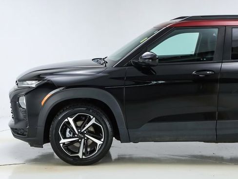 Used 2023 Chevrolet TrailBlazer RS FWD image 3