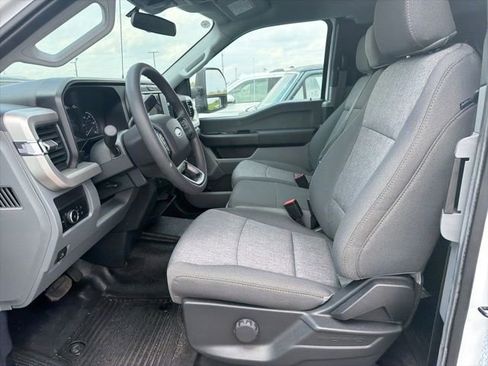 Certified 2025 Ford F350 XL AWD/4WD image 4