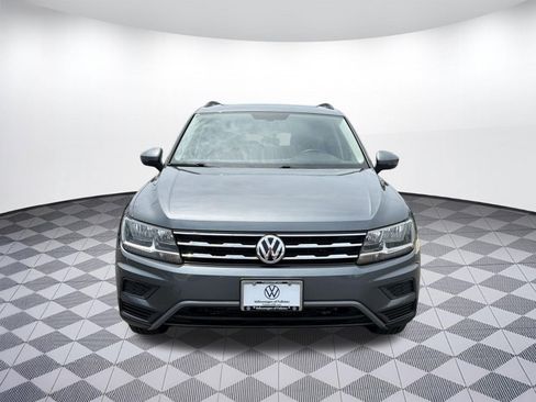 Used 2018 Volkswagen Tiguan SE w/ Panoramic Sunroof Package AWD/4WD image 6
