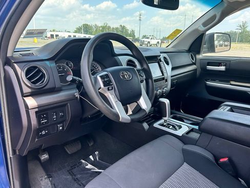 Used 2014 Toyota Tundra SR5 w/ TRD Off Road Package AWD/4WD image 9