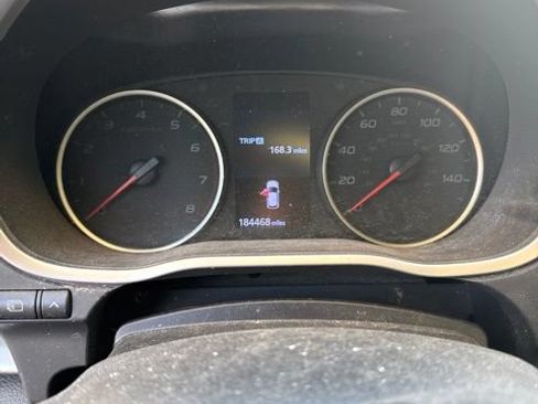 Used 2019 Mitsubishi Eclipse Cross LE AWD/4WD image 9
