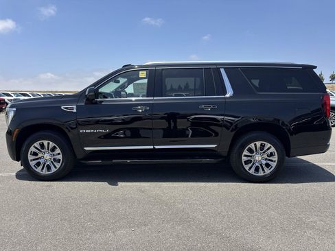 New 2026 GMC Yukon XL Denali RWD image 5