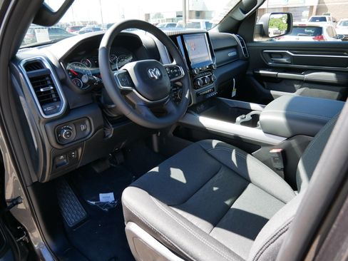 New 2026 RAM 1500 Big Horn AWD/4WD image 7