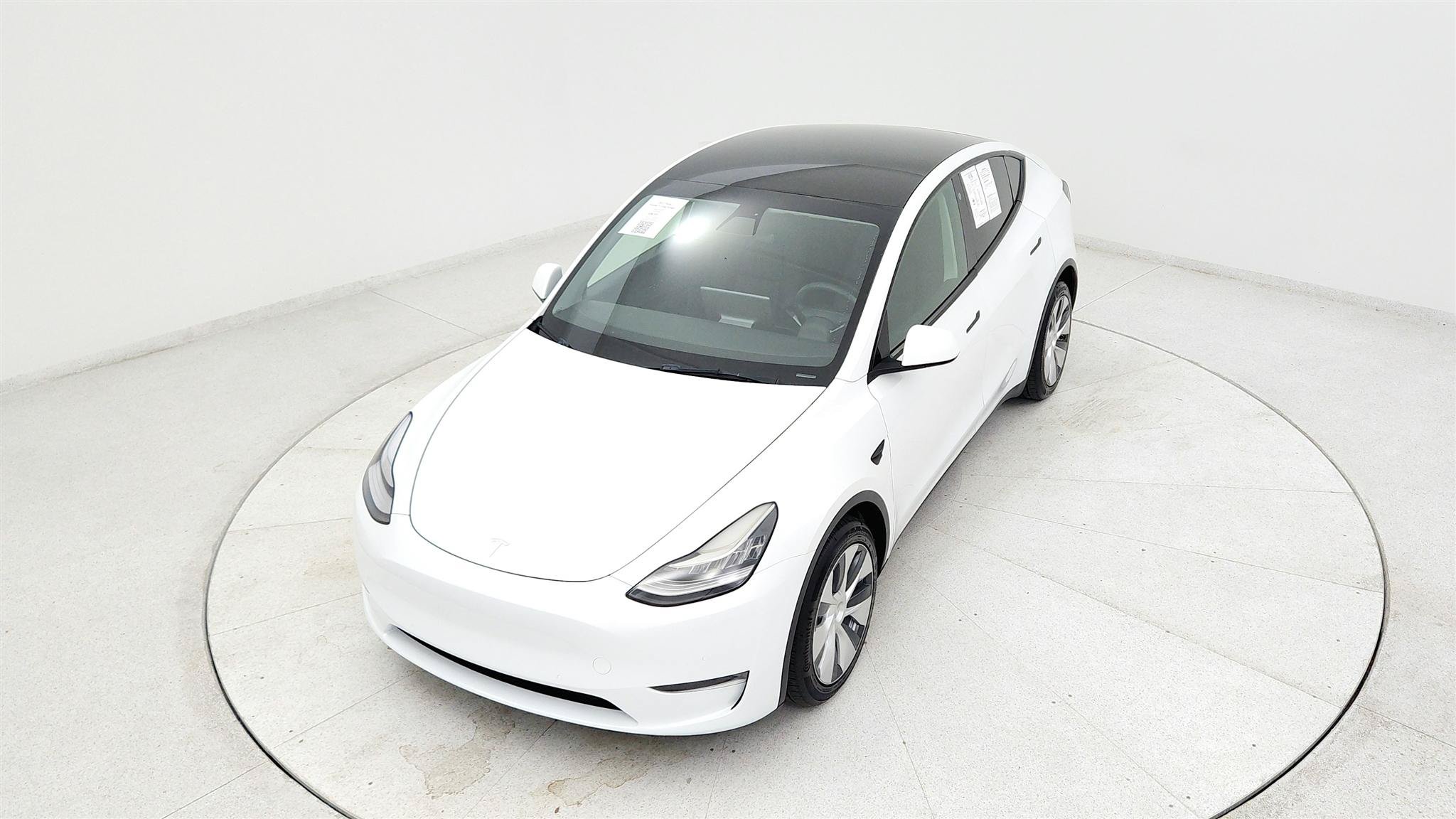 Used 2022 Tesla Model Y Long Range AWD/4WD image 30