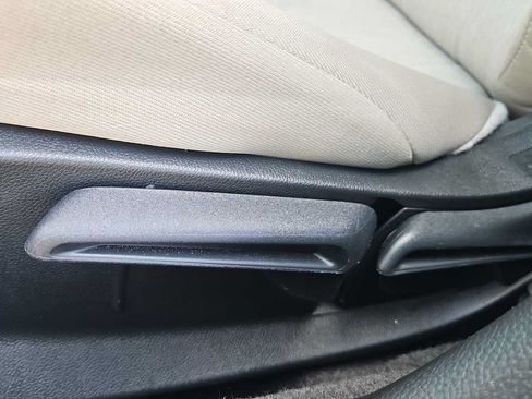 Certified 2025 Honda Accord LX image 14