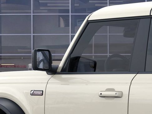 New 2026 Ford Bronco Outer Banks w/ Sasquatch Package AWD/4WD image 22
