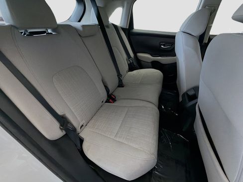 Used 2023 Honda HR-V LX image 14