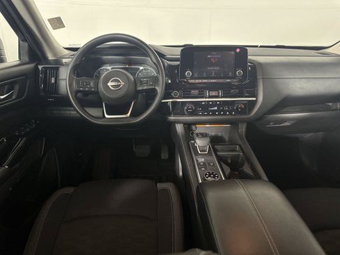 Used 2022 Nissan Pathfinder S AWD/4WD image 25