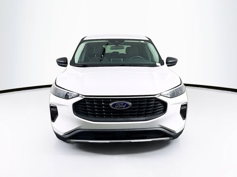 Used 2024 Ford Escape Active FWD image 2