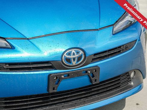 Used 2019 Toyota Prius XLE w/ Advanced Technology Package AWD/4WD image 5