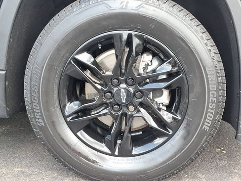 Certified 2023 Chevrolet Traverse LT FWD image 27