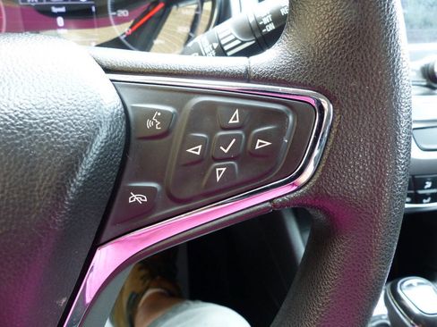 Used 2019 Chevrolet Cruze LT w/ Convenience Package FWD image 43