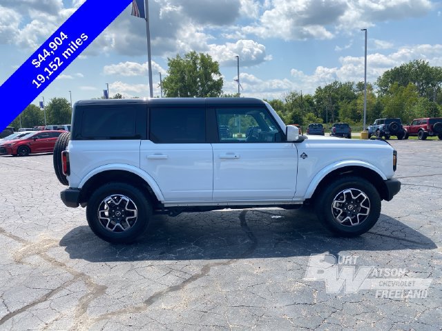 Used 2025 Ford Bronco Outer Banks AWD/4WD image 12