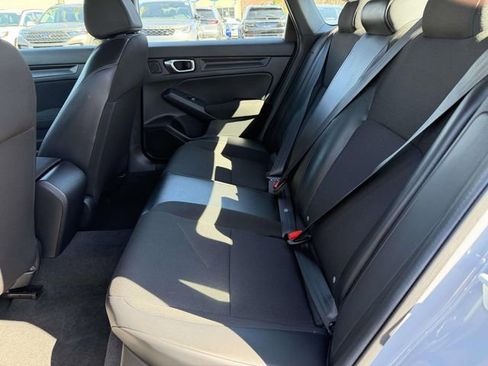 Used 2023 Honda Civic Sport image 9