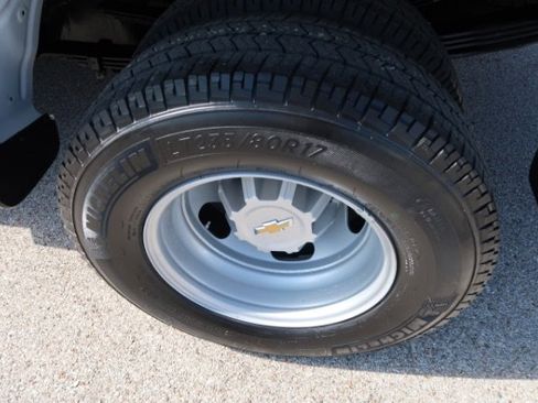 Used 2024 Chevrolet Silverado 3500 W/T w/ WT Convenience Package image 17