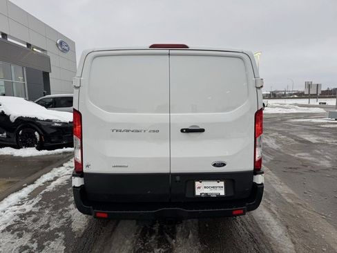 Used 2019 Ford Transit 250 130 Low Roof w/ Premium Package image 36