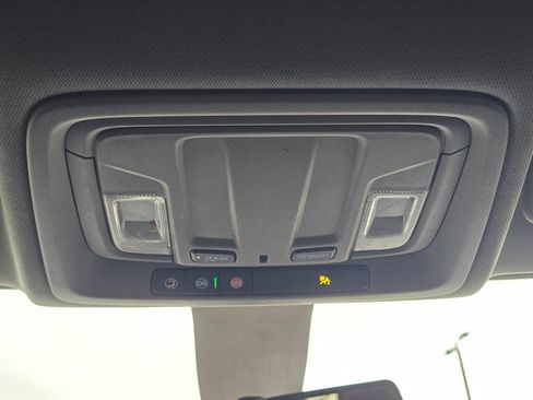 Used 2021 Chevrolet Silverado 3500 LT AWD/4WD image 20