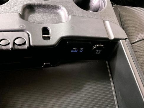 Used 2017 RAM 2500 Laramie w/ Sport Appearance Group image 33