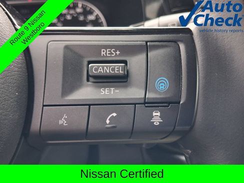 Certified 2024 Nissan Pathfinder SL AWD/4WD image 25