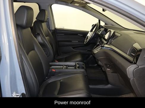 Used 2023 Honda Odyssey Touring image 18