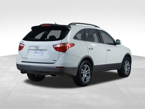 Used 2012 Hyundai Veracruz Limited w/ Entertainment Pkg FWD image 12