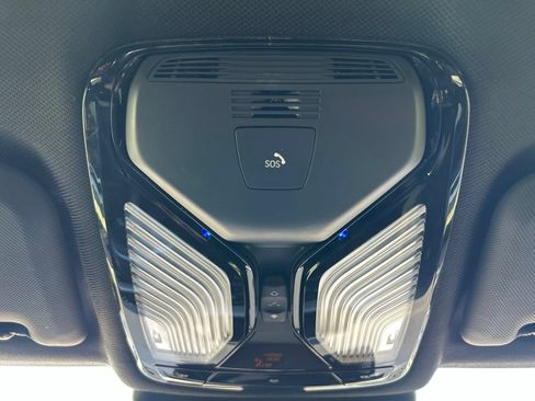 Used 2022 BMW X3 sDrive30i w/ M Sport Package RWD image 33