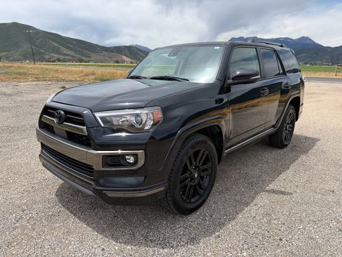 Used 2021 Toyota 4Runner Nightshade AWD/4WD image 3