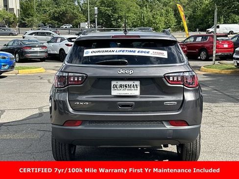 Used 2022 Jeep Compass Latitude AWD/4WD image 4