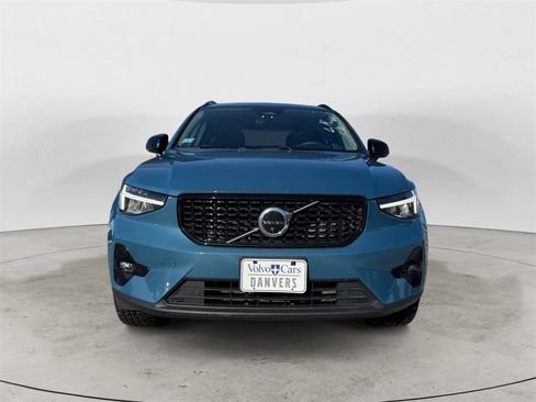 Certified 2023 Volvo XC40 B5 Plus w/ Driver Assist Package image 10