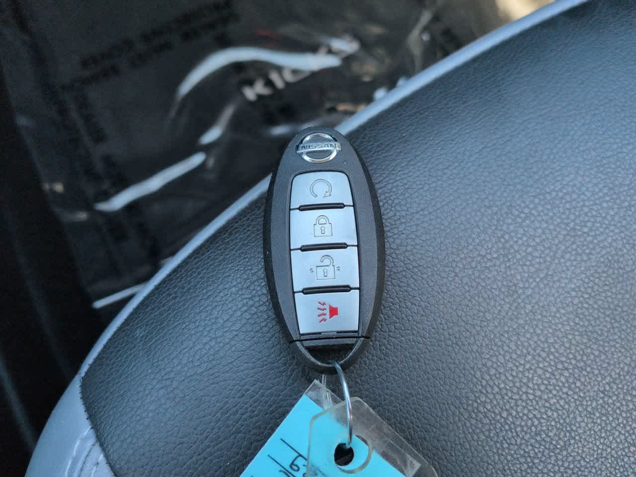 Used 2021 Nissan Kicks SR w/ SR Premium Package FWD image 27