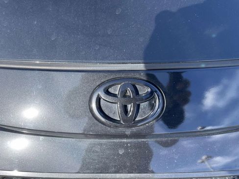 Used 2022 Toyota Corolla SE image 17