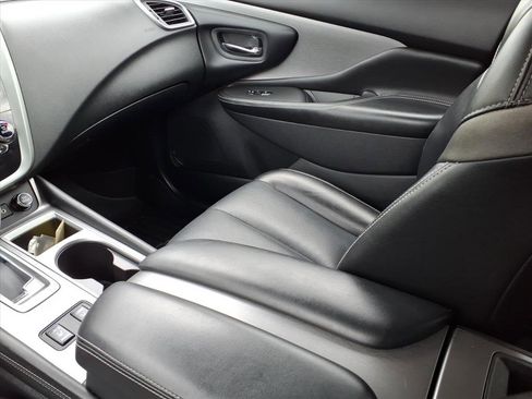 Used 2019 Nissan Murano SL w/ Cargo Package FWD image 19