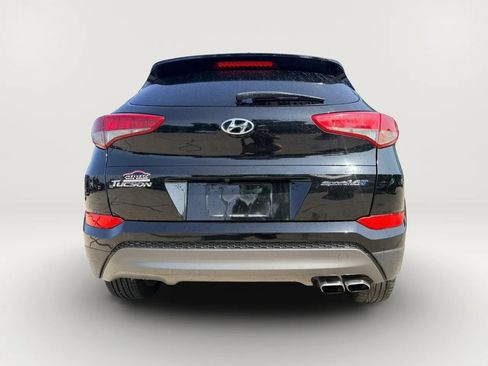 Used 2016 Hyundai Tucson Sport FWD image 5