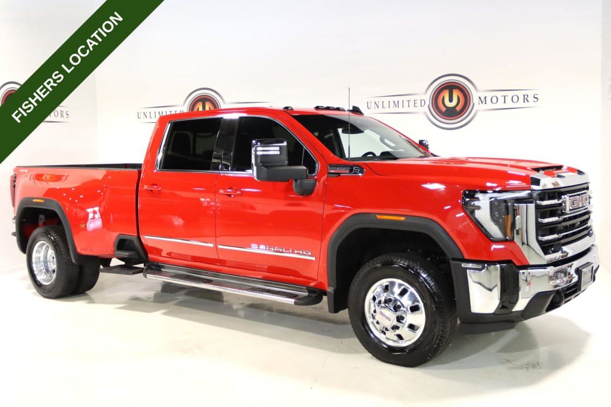 Used 2026 GMC Sierra 3500 SLE w/ SLE Value Package AWD/4WD image 1