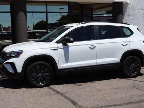 Used 2023 Volkswagen Taos S FWD image 7