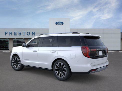 New 2025 Ford Expedition Platinum w/ Driver's Package image 4