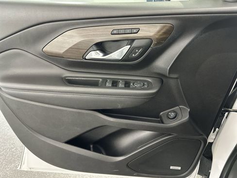 Used 2018 GMC Terrain Denali w/ Advanced Safety Package FWD image 29