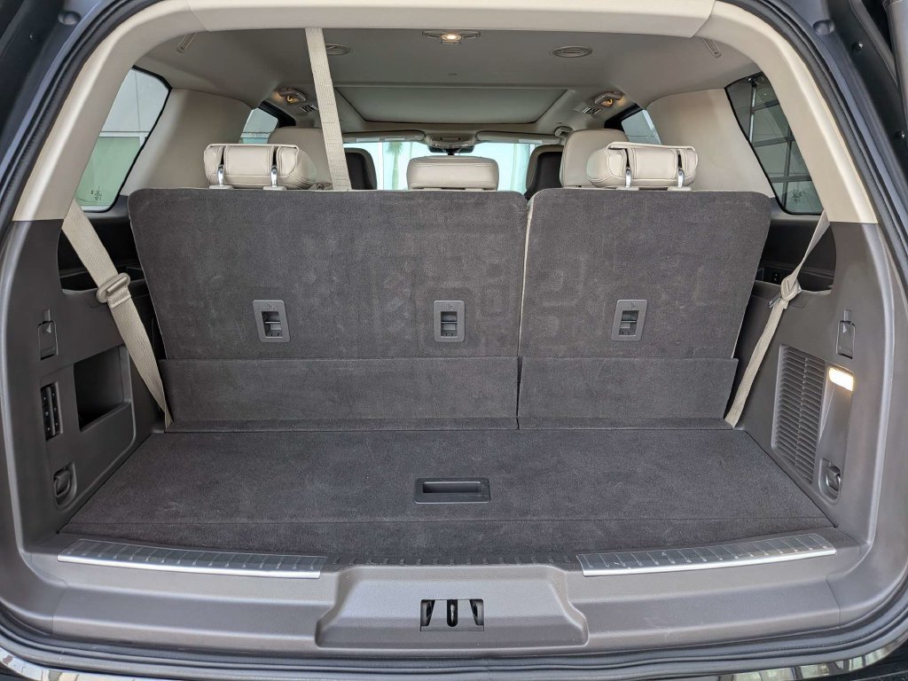 Used 2023 Lincoln Navigator Reserve w/ Monochromatic Package RWD image 12