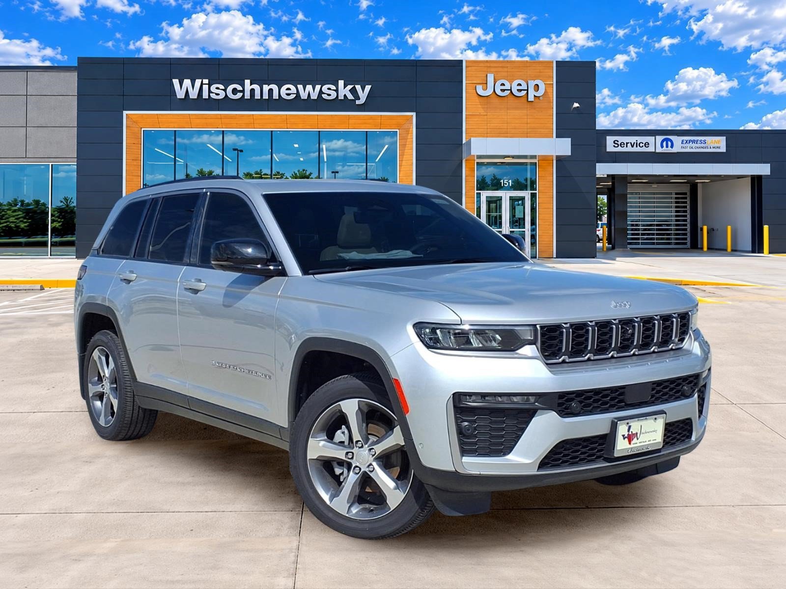 New 2026 Jeep Grand Cherokee Limited w/ Luxury Tech Group II AWD/4WD image 1