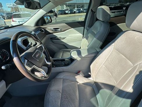 Used 2019 GMC Acadia SLT image 9