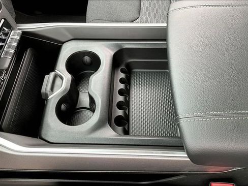 New 2026 RAM 1500 Express image 8