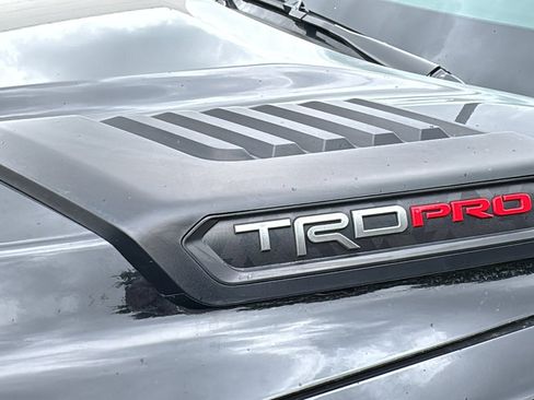 Used 2025 Toyota Sequoia TRD Pro AWD/4WD image 9