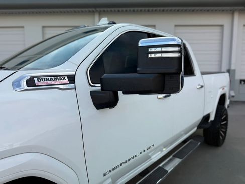Used 2020 GMC Sierra 3500 Denali w/ Denali Ultimate Package AWD/4WD image 19