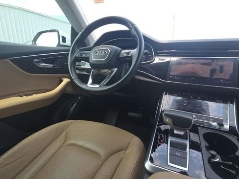 Used 2019 Audi Q8 Premium Plus image 25